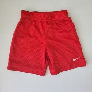 Nike Athletic Mesh Basketball Shorts Boys Red Size 3-4 years